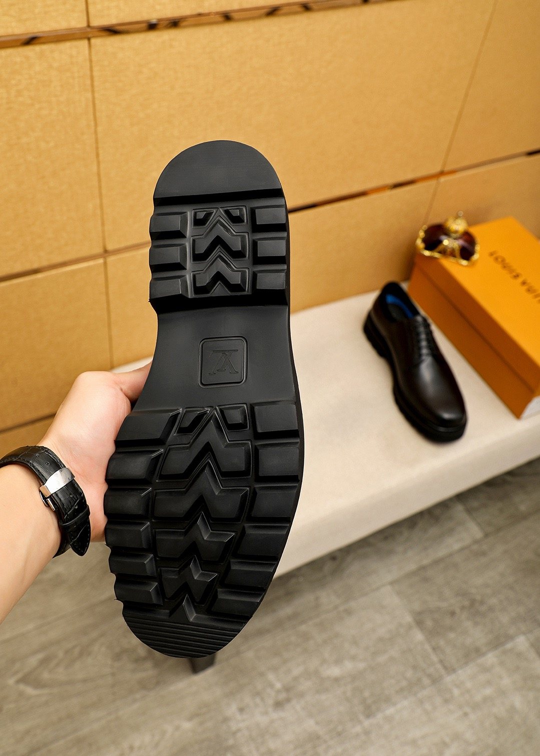 Louis Vuitton Black Lace-Up Business Shoes