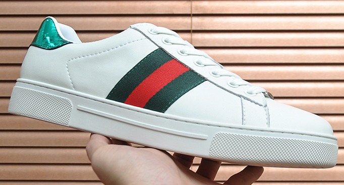Gucci Striped Low-Top Sneakers