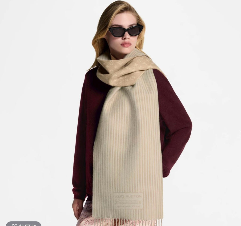 Louis Vuitton My Neverfull Fringe Scarf